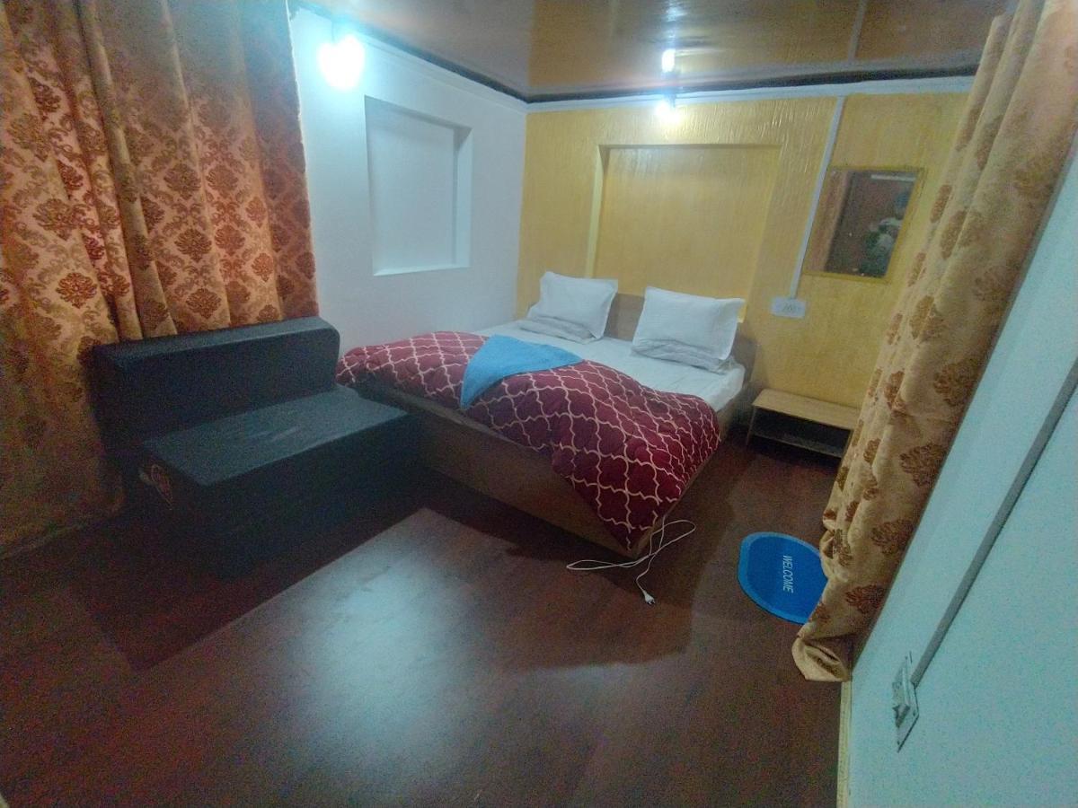 Mir Guest House Pahalgām Zewnętrze zdjęcie