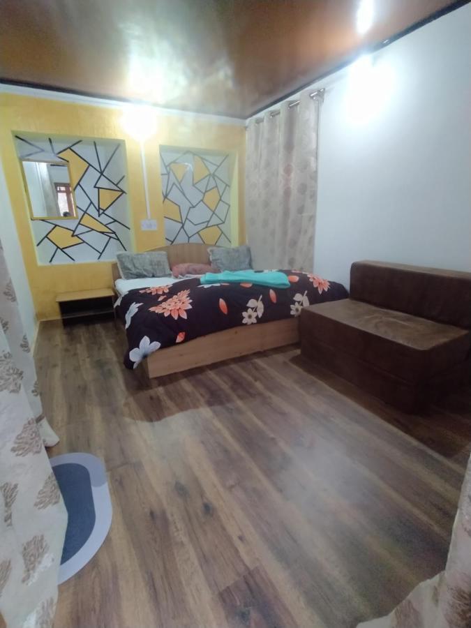 Mir Guest House Pahalgām Zewnętrze zdjęcie